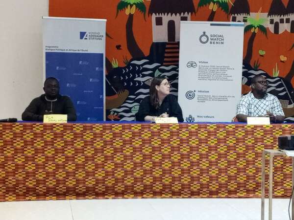 La Fondation Konrad ADENAUER, Social WATCH Bénin et le CeFAL pour le Renforcement des capacités des acteurs de la décentralisation dans l'Atlantique et le Littoral.